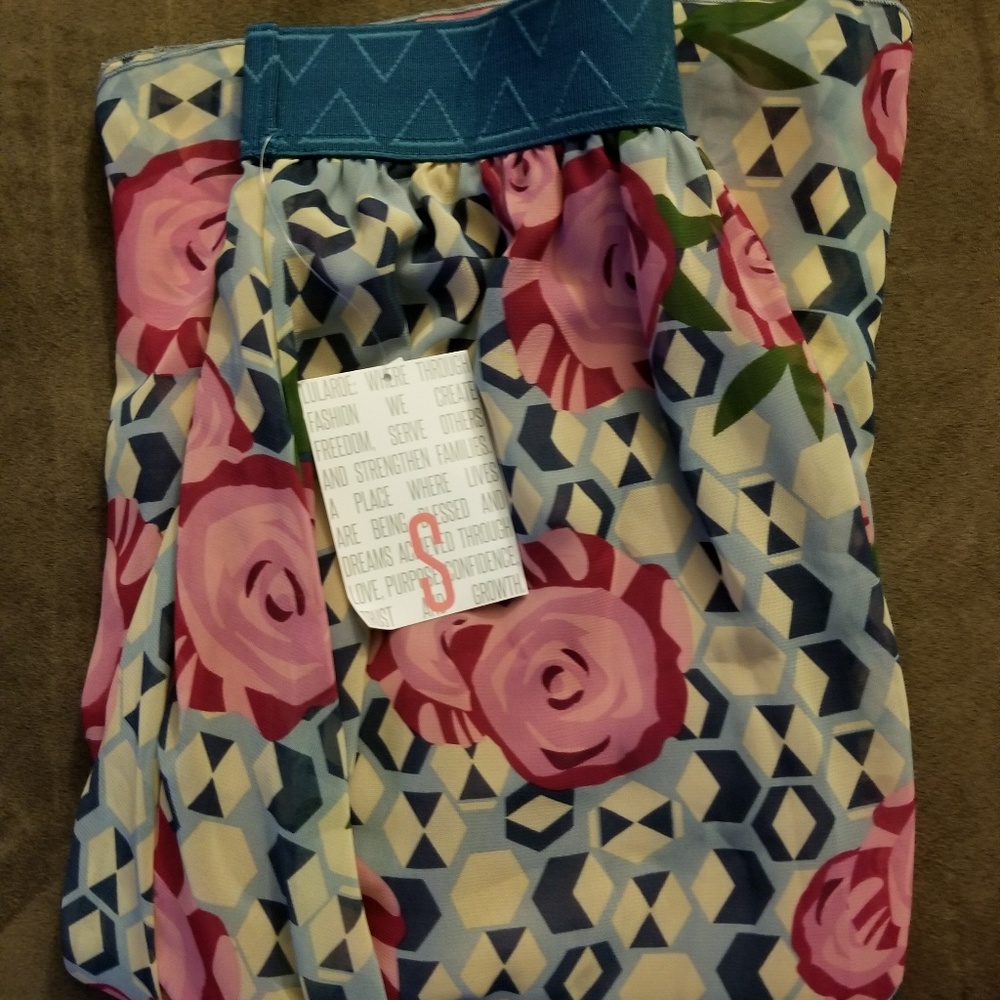 Lularoe Lola